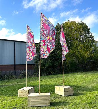 event flags and flagpoles with flagpole wooden box